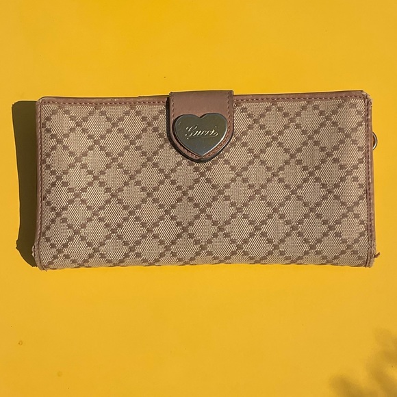 Authentic Gucci wallet on chain - Picture 4 of 15